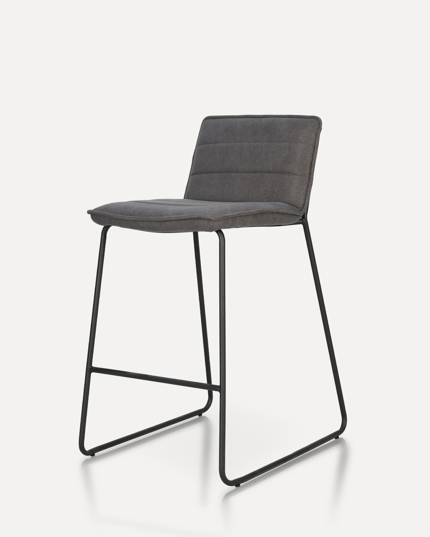 Barstool liath upholstered Barstool liath upholstered