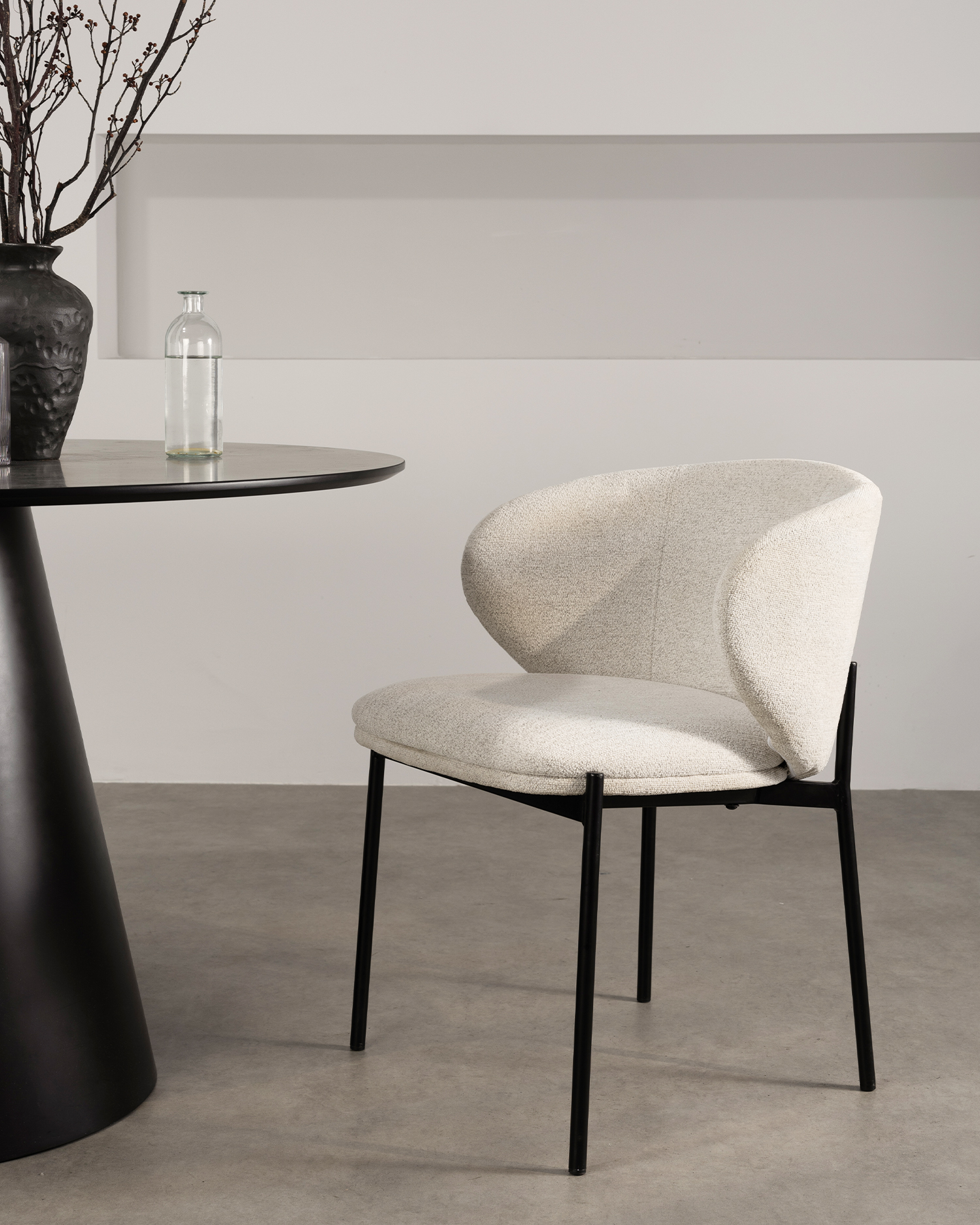 Cathaoireacha itheacháin padded Cathaoireacha itheacháin padded