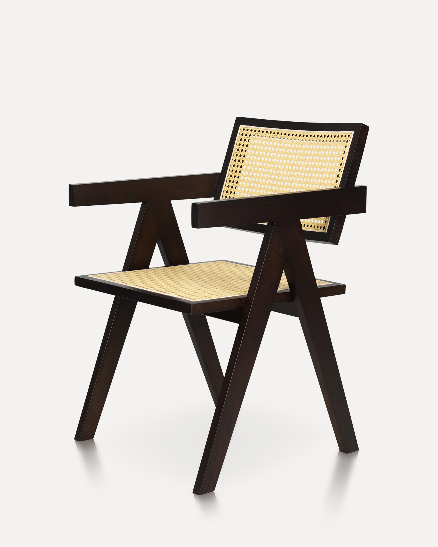 Cathaoireacha itheacháin adhmaid íostach Rattan